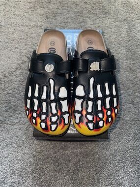 OM New York Octavious Marks Skeleton Flame Clogs | M 5/6 W 7/8 💀🔥